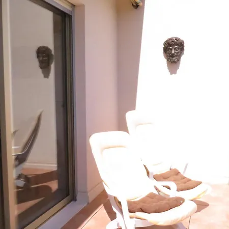 Apartment 2p Avec Climatisation, Piscine Et Parking Au Centre-ville De - Fr-1-780-47 *