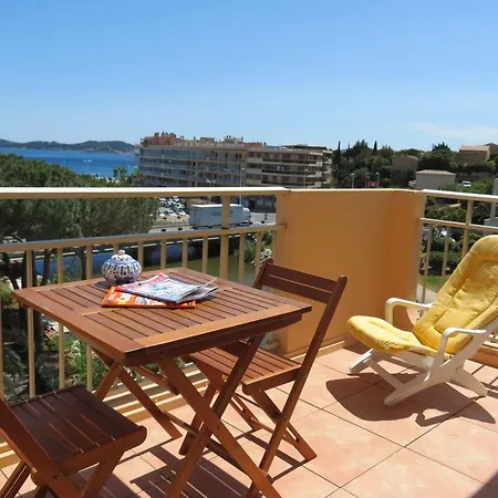 Apartment 2p Avec Climatisation, Piscine Et Parking Au Centre-ville De - Fr-1-780-47 *